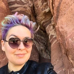 Meet your Posher, Chantil